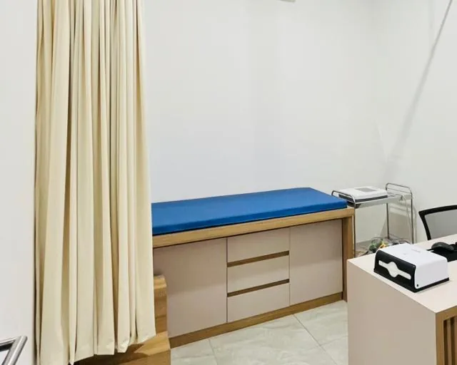Ruang Tindakan di TOP Medical Clinic Balikpapan